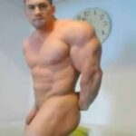 Hot Romanian Bodybuilder Nude Posing