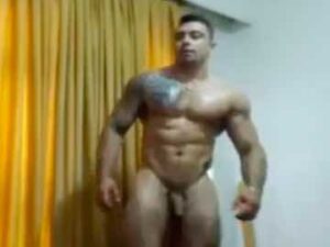 Muscular Latino Nude Webcam Show